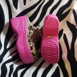 Croc style, gardener style, cape robbin style